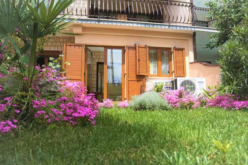 Apartments & Rooms Ivana Rovinj Ruang foto